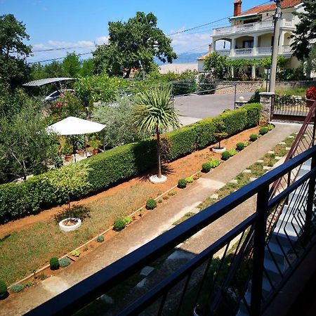 Апартаменты Apartman Cvitkovic Солине Экстерьер фото