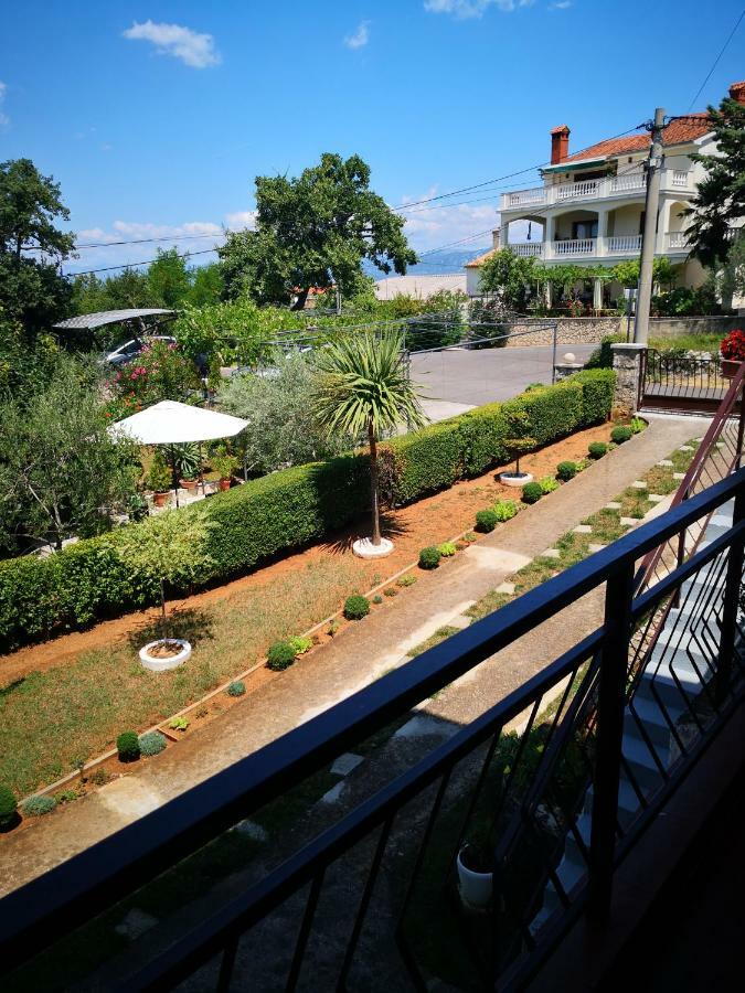 Апартаменты Apartman Cvitkovic Солине Экстерьер фото